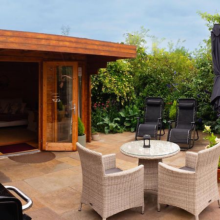 奇彭纳姆Moors Wood Relaxing ,Tranquil Retreat With Hot Tub别墅 外观 照片