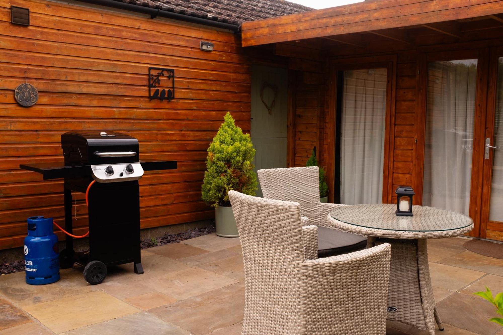 奇彭纳姆Moors Wood Relaxing ,Tranquil Retreat With Hot Tub别墅 外观 照片