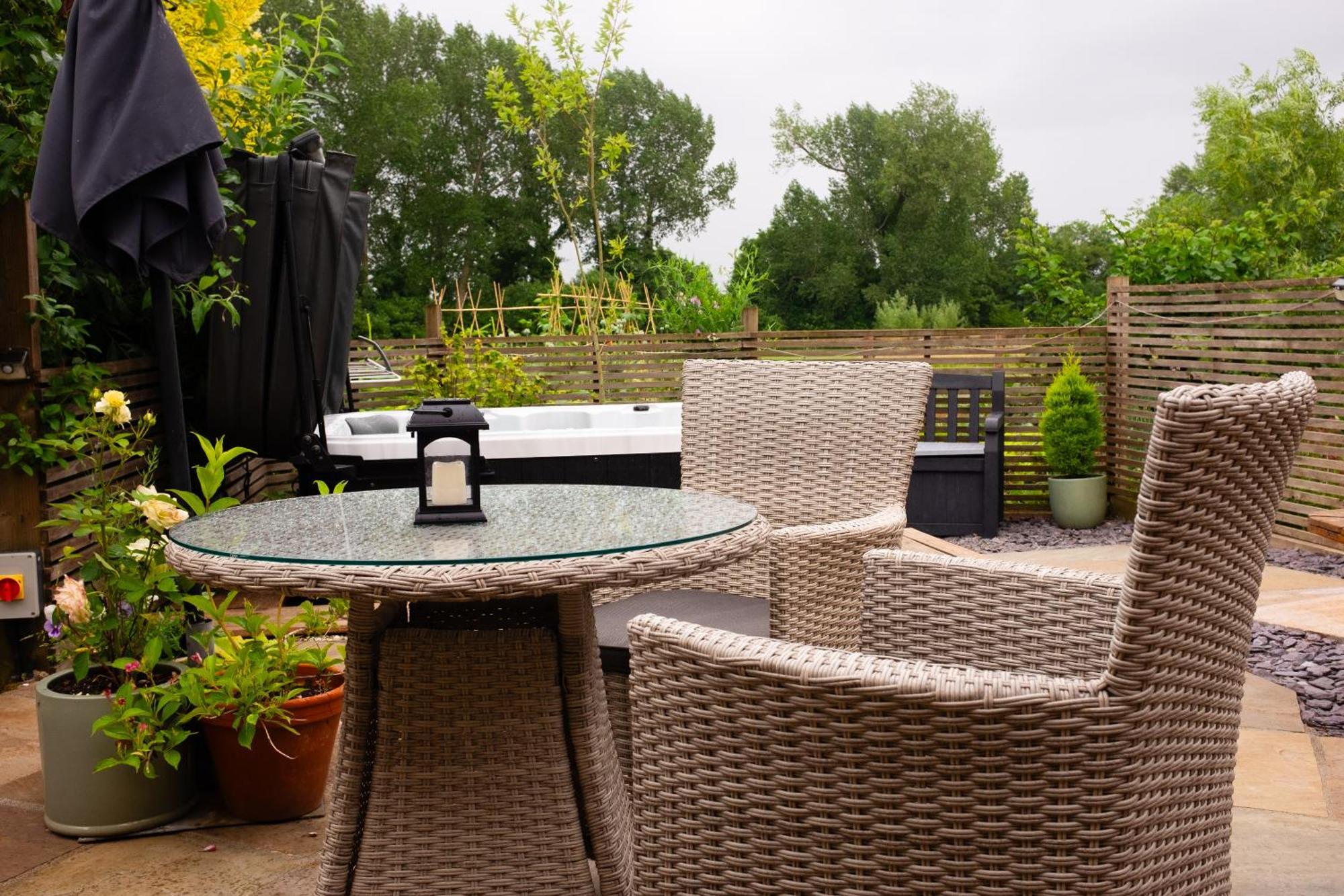 奇彭纳姆Moors Wood Relaxing ,Tranquil Retreat With Hot Tub别墅 外观 照片